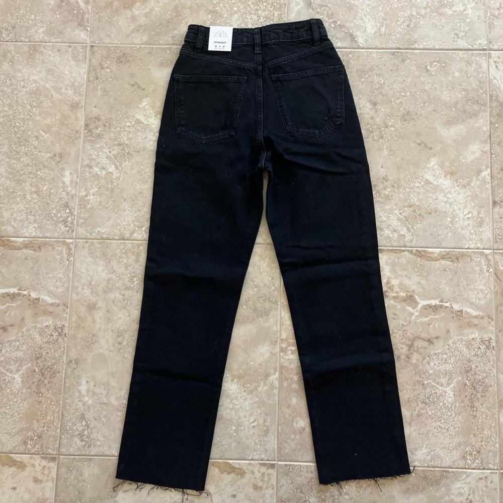 Zara High Rise Straight Leg Jeans - Picture 3 of 4